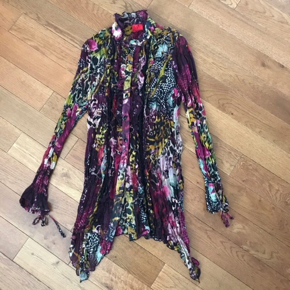 Beautiful V Christina Multi Color Button Front Top